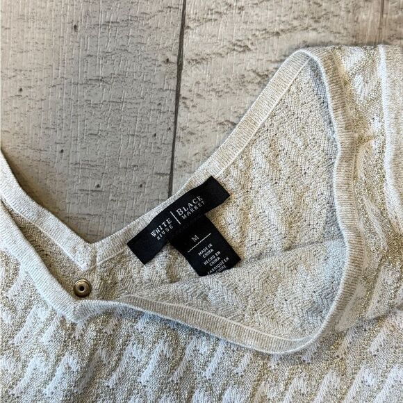 White House Black Market Sleeveless V-Neck Asymmetrical Hem Tank - Picture 4 of 5